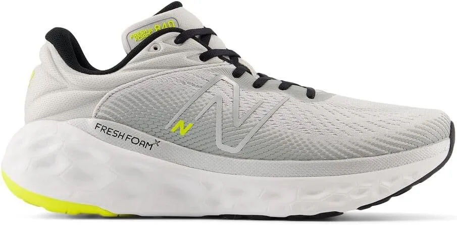New Balance Mens Cushioned Running Shoe